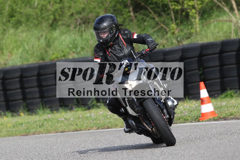 Archiv-2025/10 23.04.2025 Cornu Master School ADR/gruen-vert/6